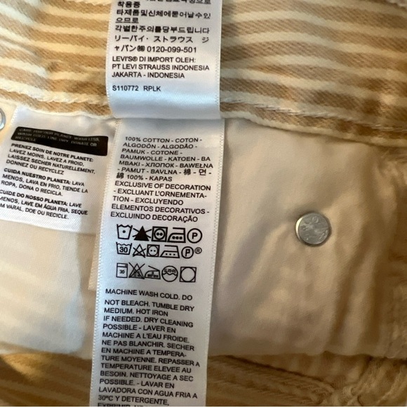 Levi’s ‘94 Baggy - Picture 7 of 9